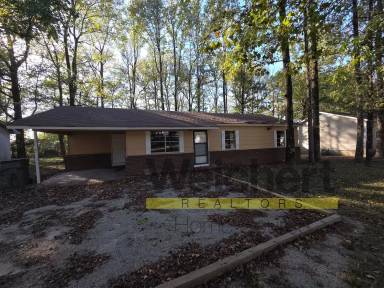 Main picture of 608 Walnut Dr