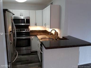 Main picture of Rivers Shores Condo