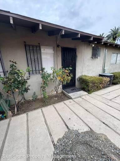 Main picture of 421 E F St