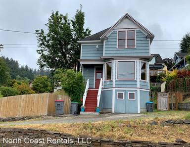 Main picture of 3734 Franklin Ave