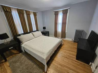 Main picture of 62 Dewitt Pl