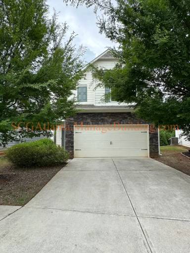 Main picture of 110 Newnan Lakes Dr