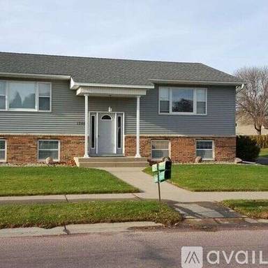 Main picture of 1709 Pleasant View Dr