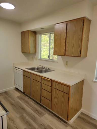 Main picture of 1642 Bramble Pl