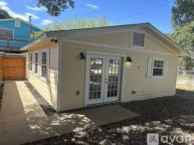 Main picture of 434 Eloise St