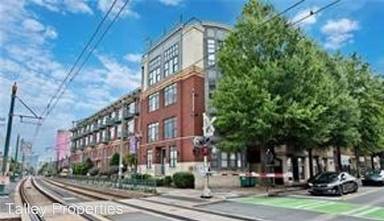 Main picture of 115 E Park Ave Condos