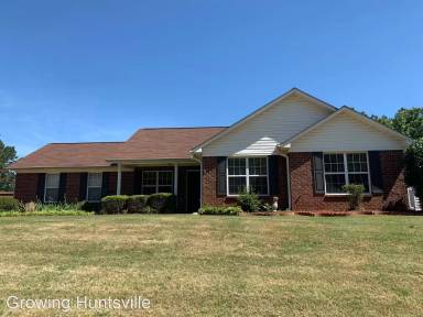 Main picture of 103 Balsam Poplar Way