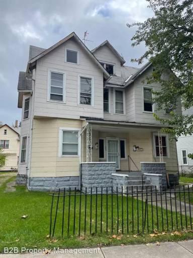 Main picture of 2495 Scranton Rd