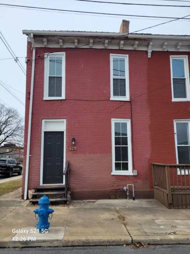 Main picture of 791 S 2nd St