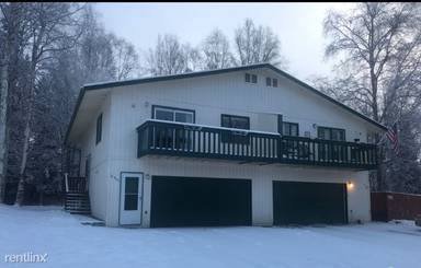 Main picture of 18733 N Lowrie Loop