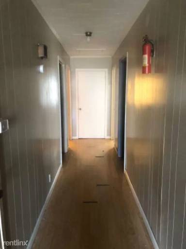 Main picture of 322 N Avenue A