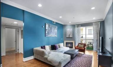 Main picture of 850 N Hudson Ave