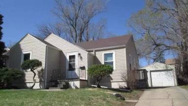 Main picture of 6504-6532 N 33rd St