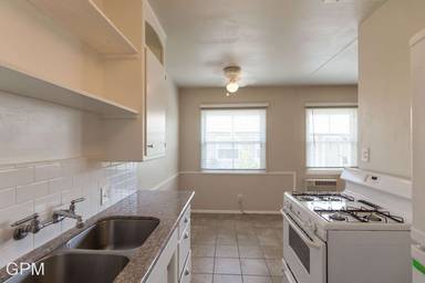 Main picture of 10226 Silverton Ave