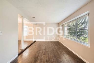 Main picture of 11818 Dorrance Ln