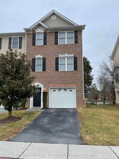 Main picture of 3017 Diamond Spring Ln