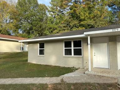 Main picture of 3579 Fair St