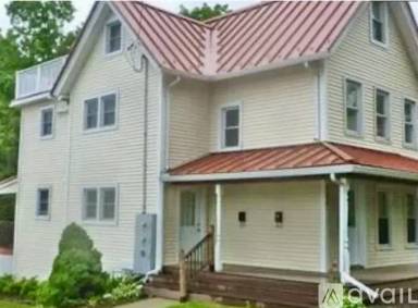 Main picture of 285 Bank St
