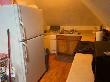 Main picture of 203 W Morrison St
