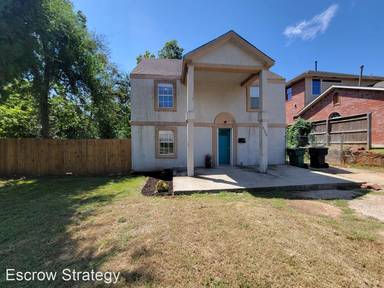 Main picture of 2120 NW 34th St