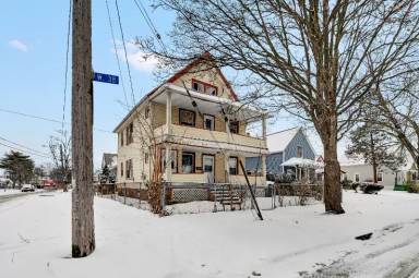 Main picture of 3267 W 38th St