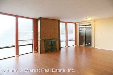 Main picture of 102 Locksley Ave