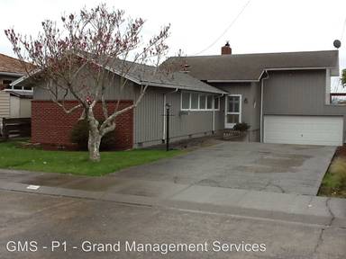 Main picture of 1340 Bayview St