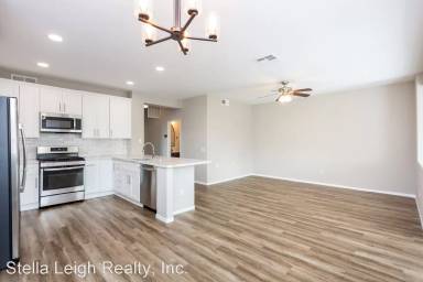 Main picture of 9739 W Canyon Ter