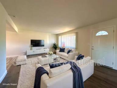 Main picture of 25530 Oak St