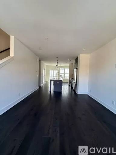 Main picture of 201 New St