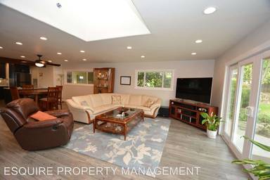 Main picture of 368 Lynnbrook Ave