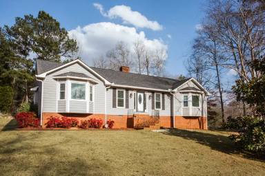 Main picture of 103 McNutts Creek Ct