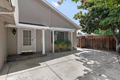 Main picture of 3012 Cherry Ave