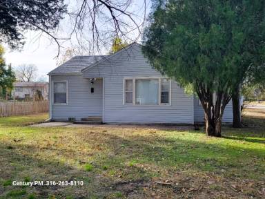 Main picture of 457 N Fern St
