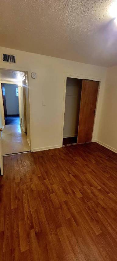 Main picture of 179 E Center St