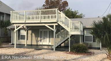 Main picture of 14204 Millcole Ave