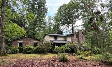 Main picture of 105 Campbell Dr