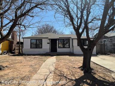 Main picture of 2623 2nd St