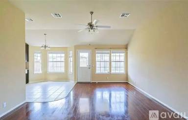 Main picture of 18900 Leigh Ln