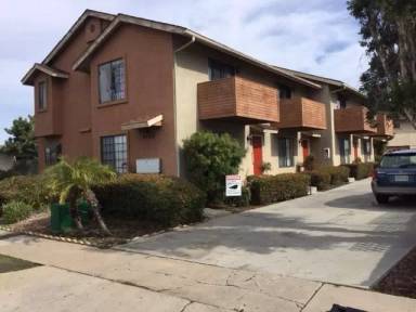 Main picture of 4459 Clairemont Dr