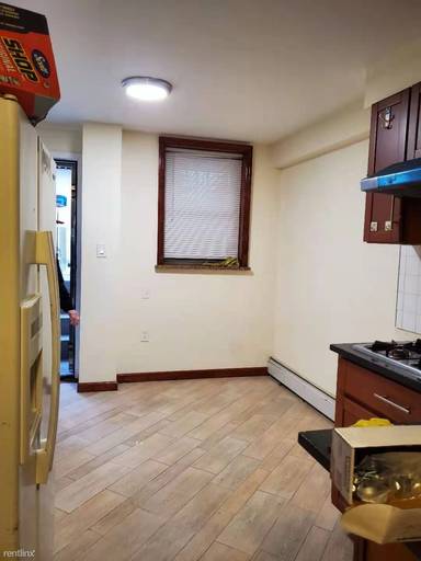 Main picture of 8785 Bay Pkwy