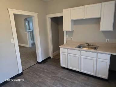 Main picture of 11205 Continental Ave