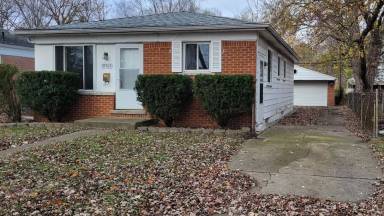Main picture of 19565 Broadacres St