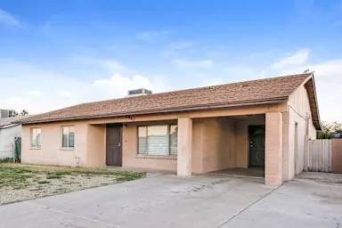 Main picture of 8134 W Flower St