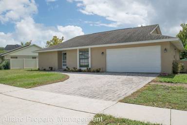 Main picture of 7627 Clubhouse Estates Dr