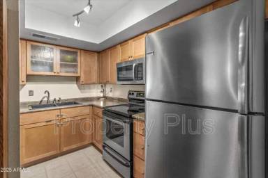 Main picture of 6810 S Snyder Ln