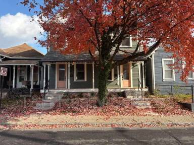 Main picture of 529 N Highland Ave