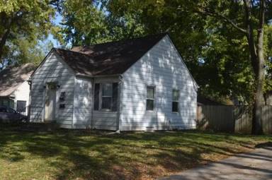 Main picture of 144 S Franklin Ave