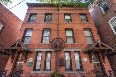 Main picture of 166 Park St