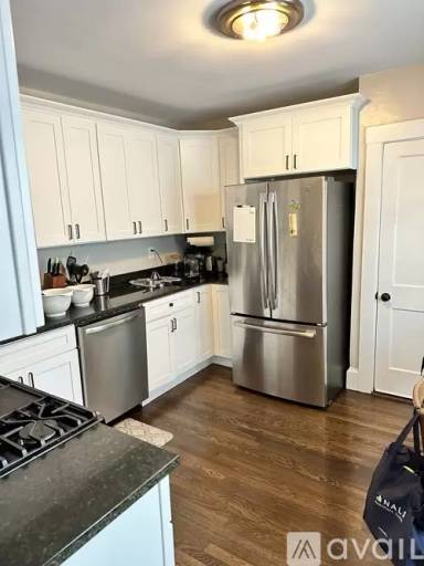 Main picture of 63 Aberdeen Ave